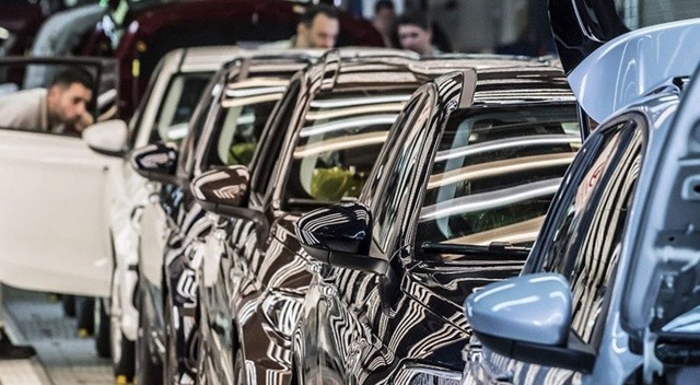 Türkiye'nin otomotiv sektörü 'çip krizi'ne rağmen geçen yılki ihracat rakamlarını aştı görseli