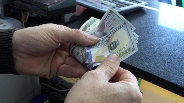 BDDK bir gecede bozdurulan dolar miktarını açıkladı görseli