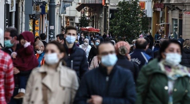 Bilim Kurulu Üyesi’nden yılbaşı uyarısı: Vakalar daha yükseğe doğru gidecek görseli