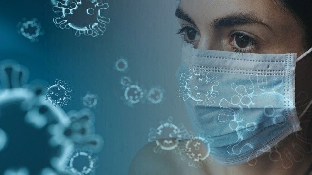 İlk kez kanıtlandı: Omicron’da görülen bu 5 belirtiye dikkat! görseli