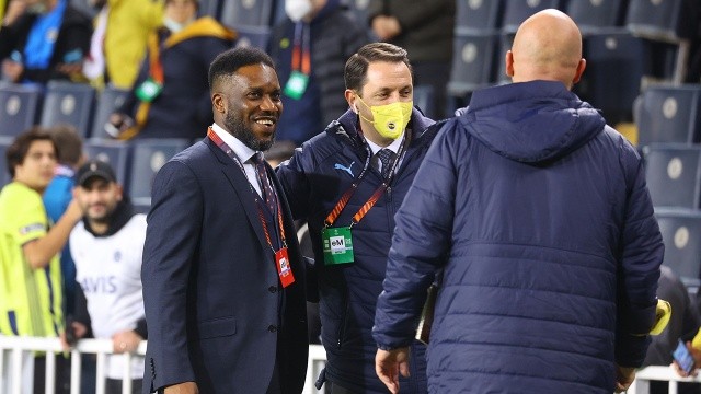 Kadıköy'de Okocha sürprizi görseli