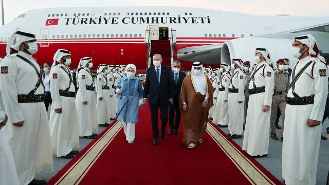 Katar'da Cumhurbaşkanı Erdoğan onuruna yemek verildi görseli
