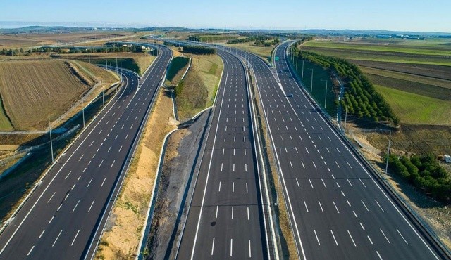 Otoyol ağında hedef sekiz bin kilometre görseli