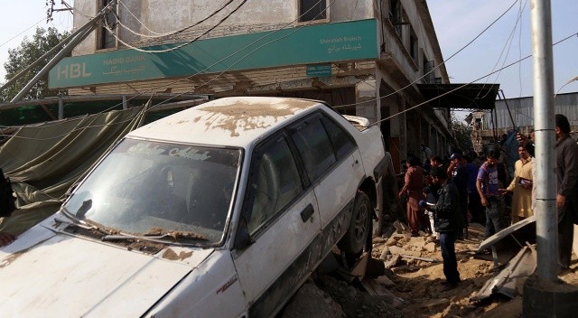 Pakistan'da patlama: Çok sayıda ölü ve yaralı görseli