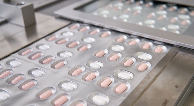Pfizer’ın Covid-19 hapına acil kullanım onayı görseli