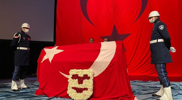 Sezai Aydın’a veda: Usta sanatçı son yolculuğuna uğurlandı görseli