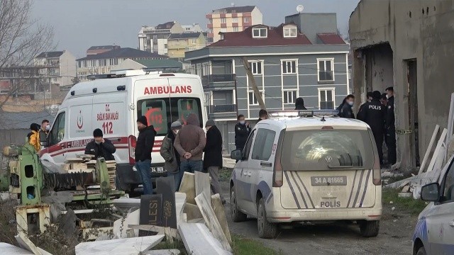 Üzerine su deposu düştü hayatını kaybetti görseli