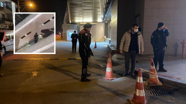 AVM'de silahlı kavga: 2 kişiyi yaralayıp, kendini tuvalete kilitledi görseli