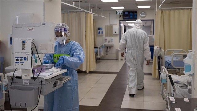 İsrail'de Kovid-19 vaka sayısında rekor seviye kaydedildi görseli