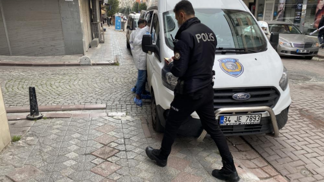 Zeytinburnu'da yangın: 1 kişi hayatını kaybetti görseli