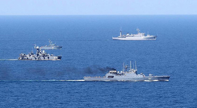 30'dan fazla Rus savaş gemisi Kardeniz'de tatbikat yapacak görseli