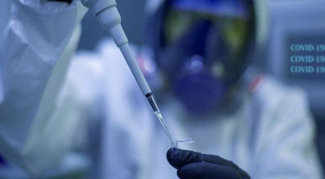 Çinli bilim adamları Omicron’u etkisiz hale getiren antikor geliştirdi görseli