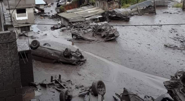 Ekvador’da sel ve toprak kayması: 11 ölü, 32 yaralı görseli