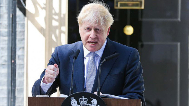 İngiltere Başbakanı Johnson: Rusya 1945'ten bu yana Avrupa'daki en büyük savaşı planlıyor görseli