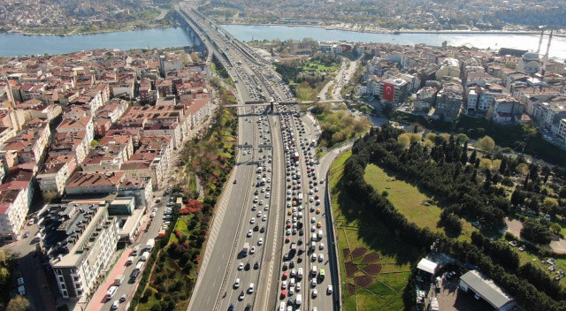 İstanbul dünyanın trafiği en yoğun 5. şehri oldu görseli
