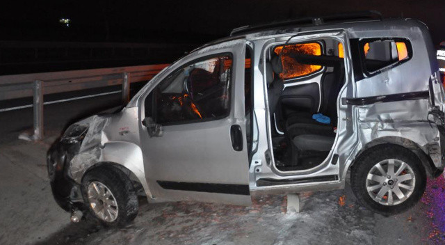 Trafik kazasında yaralanmıştı, 7 yaşındaki çocuk hayatını kaybetti görseli