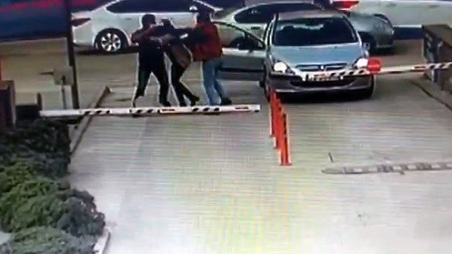 Ustayı dostu sandı, karısını öldürdü! görseli