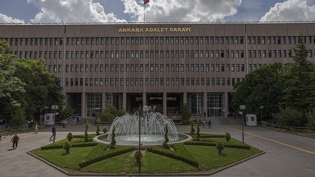 Eski sevgilisinin yüzüne kimyasal madde atan sanığın cezası belli oldu görseli
