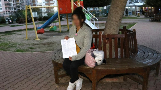 Evladının tehditleri yüzünden sokaklarda kalan anne ölüm korkusuyla yaşıyor görseli
