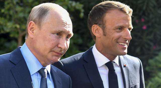 Fransa Cumhurbaşkanı Macron, Rusya Devlet Başkanı Putin ile görüştü görseli