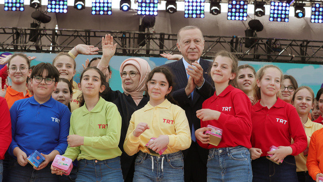 Cumhurbaşkanı Erdoğan'dan 23 Nisan mesajı görseli