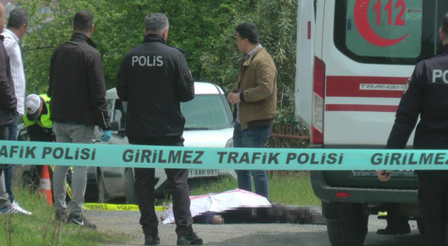 Düzce'de sokak ortasında ceset bulundu görseli