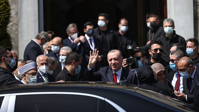 Erdoğan cuma namazını Ayasofya'da kıldı görseli