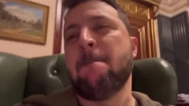 Zelensky'nin çok konuşulan görüntüsü: Sarhoş olduğu iddia edildi görseli