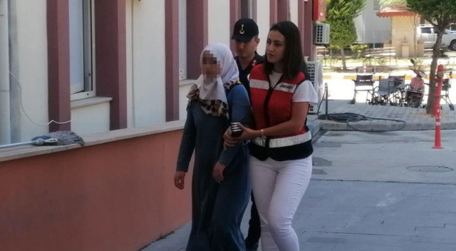 Antalya'da kan donduran olay! Cinnet getiren anne 2 yaşındaki kızını bıçakladı görseli
