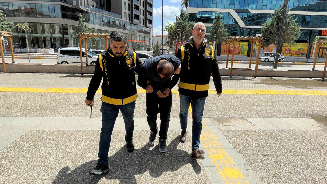 Bayramlaşmak için evine gittiği eski eşini öldüren adam tutuklandı görseli