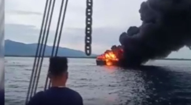 Filipinler'de feribotta yangın: 7 ölü, 23 yaralı görseli
