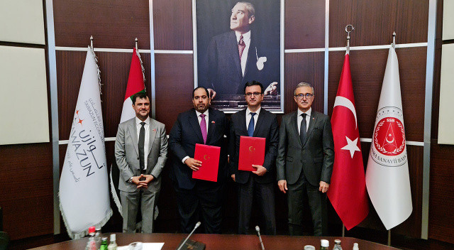 Türkiye ile BAE arasında savunma sanayii alanında iş birliği görseli