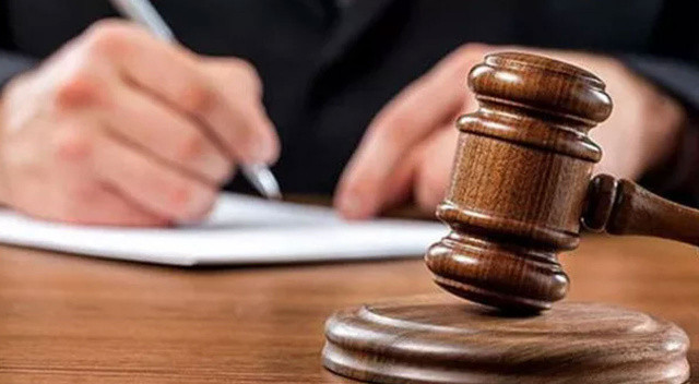 Yargıtay'dan emsal karar: Eşinin maaşına el koymak ekonomik şiddet sayıldı görseli