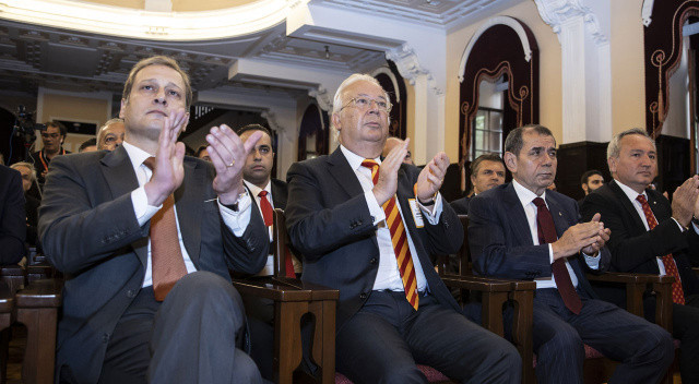 Galatasaray yeni başkanı seçiyor... Oy verme işlemi bitti, sayıma geçildi görseli