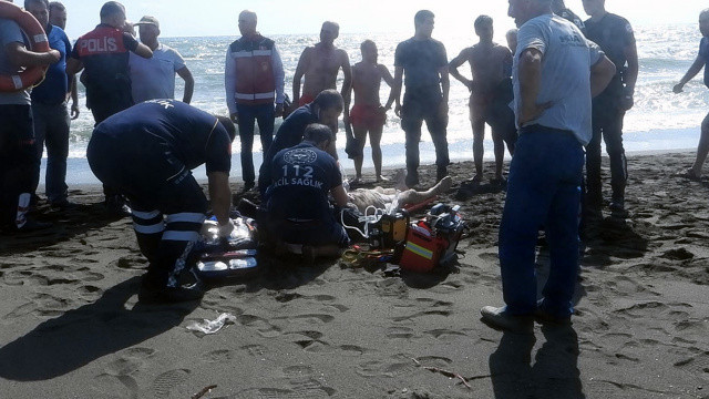 Hatay'dan acı haber! Torununu kurtaran dede canından oldu görseli