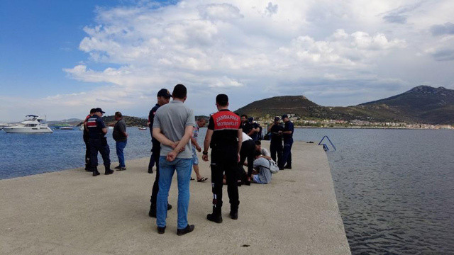 İzmir'de yüzme bilmeyen genç girdiği denizde boğuldu görseli