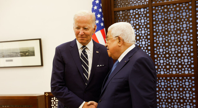 Biden ile Abbas'tan kritik görüşme görseli