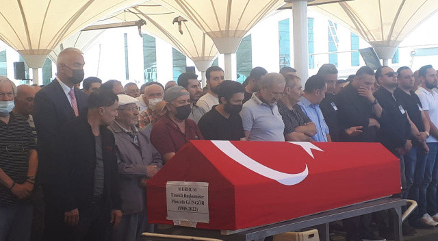 Dilek Güngör’ün babası toprağa verildi görseli