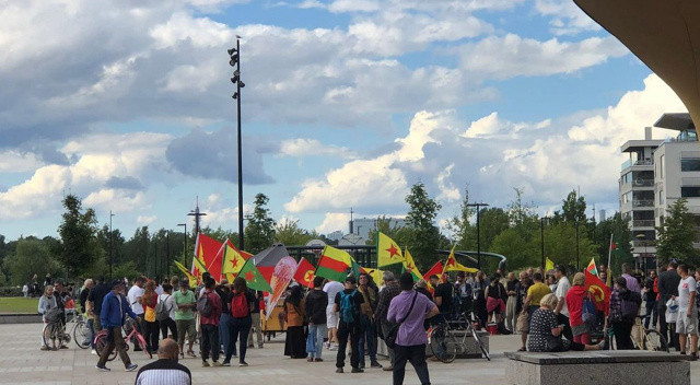 Finlandiya'da terör örgütü yandaşları sokaklara indi: NATO'ya hayır görseli