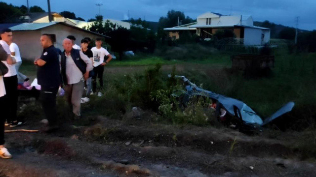 Sakarya'daki feci kaza anne ve ikizlerini ayırdı görseli