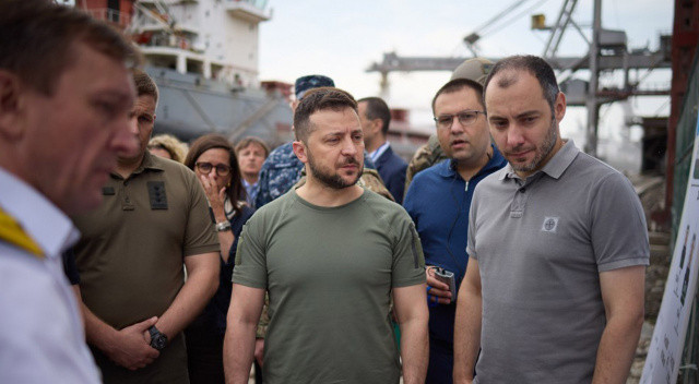 Ukrayna Devlet Başkanı Zelenskiy'den tahıl koridoru açıklaması görseli