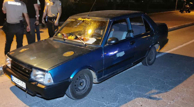 Hem suçlu hem güçlü sürücü! Polis memurlarına tehdit ve hakaret yağdırdı: Kaşıntıları var görseli