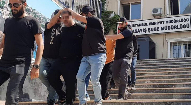 Korkunç cinayet! Arkadaşını evinde öldürdü görseli