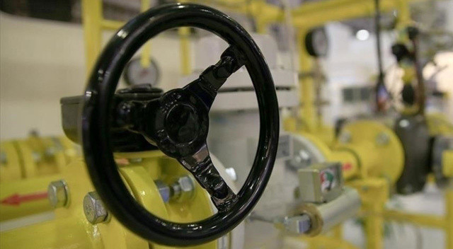 Romanya'da enerji krizi: Fabrika üretimi durdurdu görseli