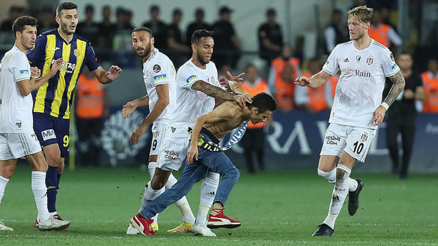 Beşiktaş, Josef de Souza'nın cezasına tepkisiz kalmadı! görseli