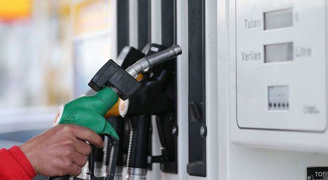 Brent petrol sert düştü: Motorine indirim pompaya yansıdı... İndirim devam edecek mi (8 Eylül 2022 güncel benzin, motorin ve otogaz) görseli