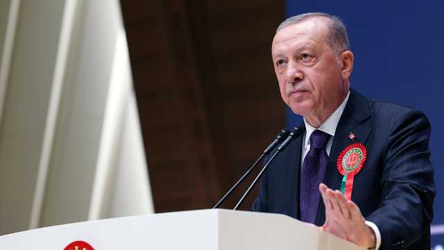 Erdoğan'dan 6'lı masa çıkışı: Pazarlık kiri her yerden gözüküyor görseli