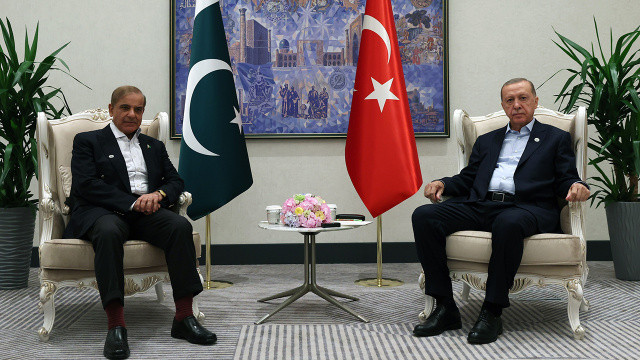 Cumhurbaşkanı Erdoğan, Pakistan Başbakanı Şerif ile görüştü görseli