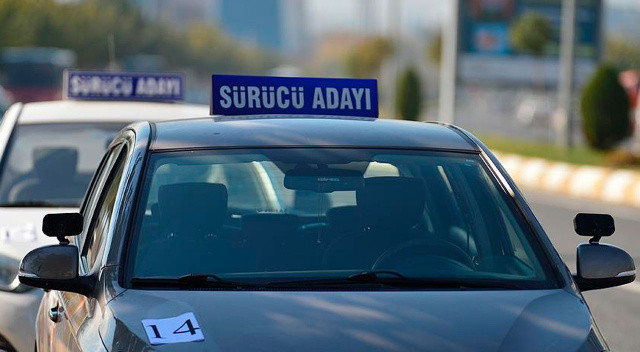 Ehliyet almak isteyenler dikkat! Elinizi çabuk tutun, 6 bin lira olacak görseli