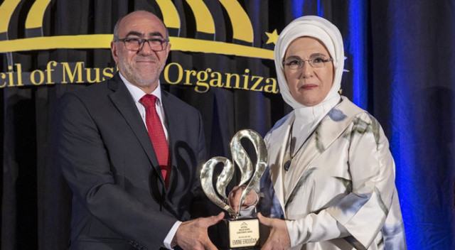 Emine Erdoğan'a ABD'de 'Uluslararası Müslüman Kadınlar Başarı ve Topluma Katkı Ödülü' layık görüldü görseli